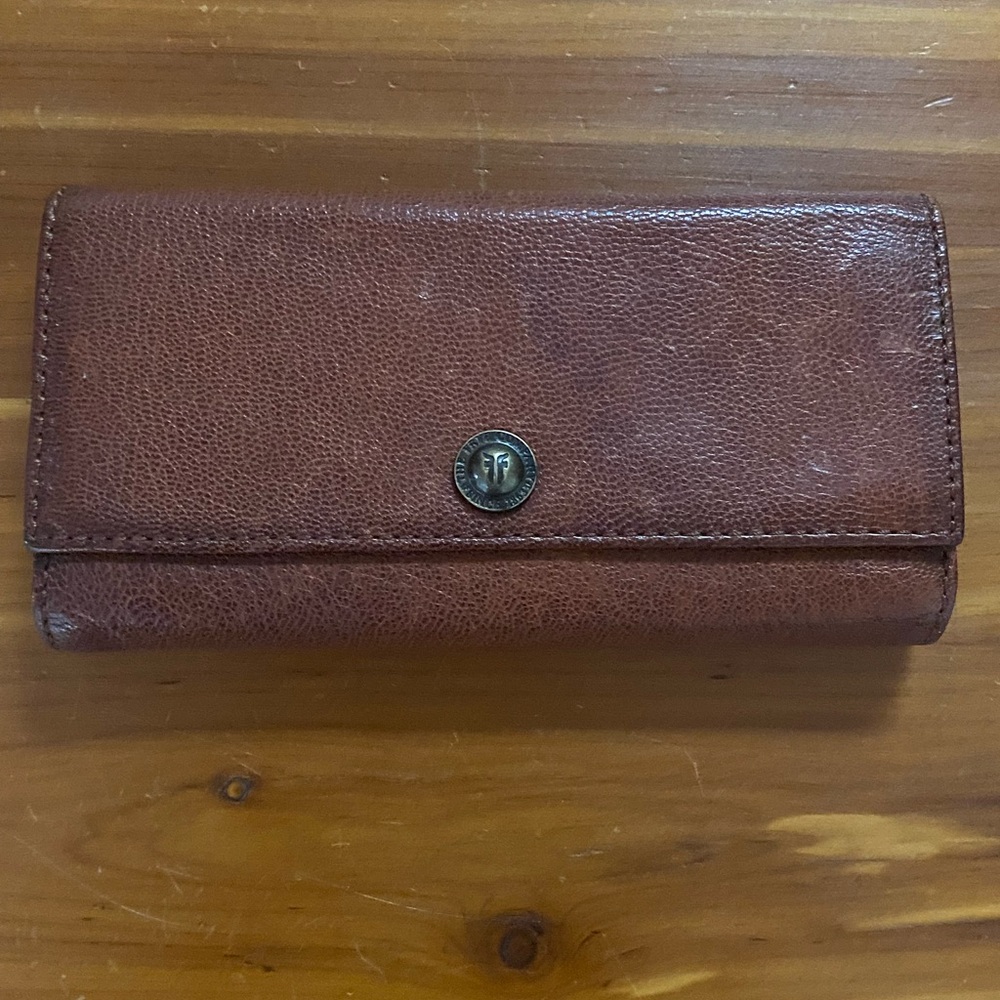 Frye-Melissa snap wallet